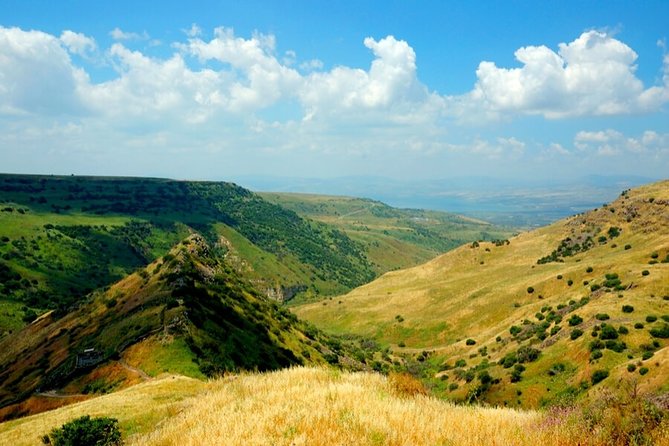 2-Day Northern Israel Tour from Jerusalem: Golan Heights, Nazareth and the Sea of Galilee - Following the Sea of Galilee south