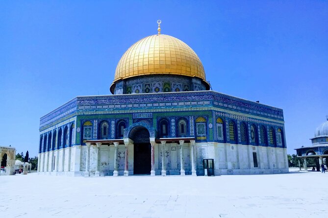 All Inclusive Walking Tour Old City Jerusalem - The Western Wall and Temple Mount require care
