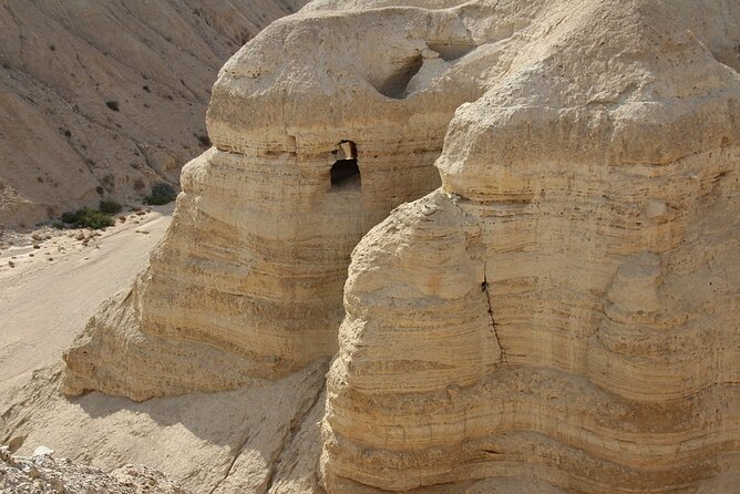 Along the Dead Sea exciting Private Tour - Masada: three hours of history and wide desert views