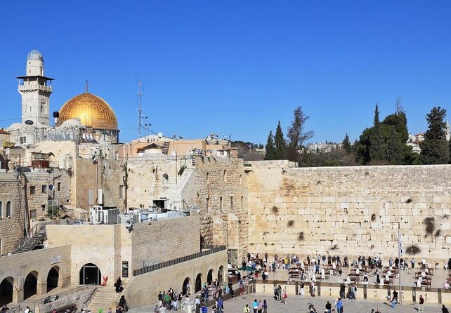 Ashdod Shore Excursion: Private Jerusalem Tour Including Western Wall - The Western Wall: a short but important visit