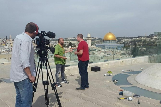 Boutique Walking Tour of Jerusalem - Temple Mount and the politics of sacred space