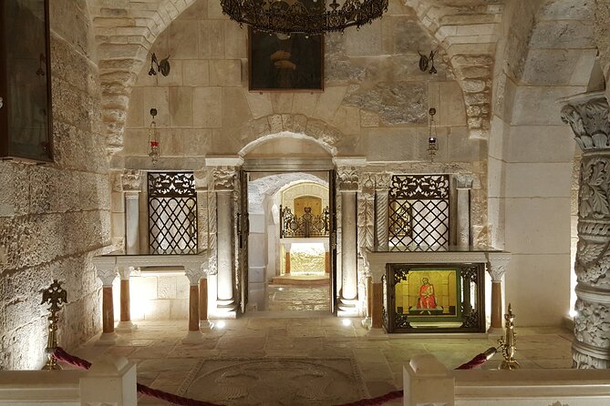 Classic Jerusalem Old City Tour - Dguide Self Guiding App - Hezekiah’s-Era Remains Add a Biblical Time Depth