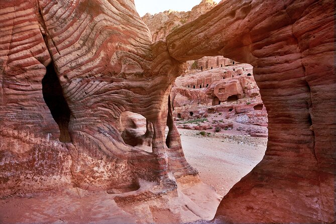 Day tour to Petra from Jerusalem - The Treasury and Petra’s main sights