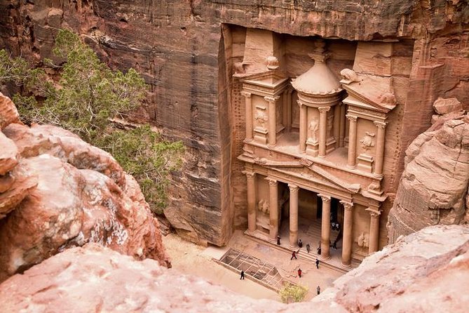 Day-Tour to the City of Petra from Tel-Aviv - The 6:45 am flight from Ben Gurion Airport