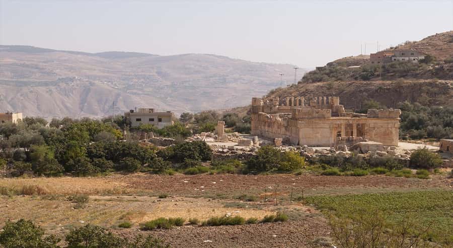 From Amman: Bethany Baptism Jordan River Site Visit - The souvenir shops and the lunch question