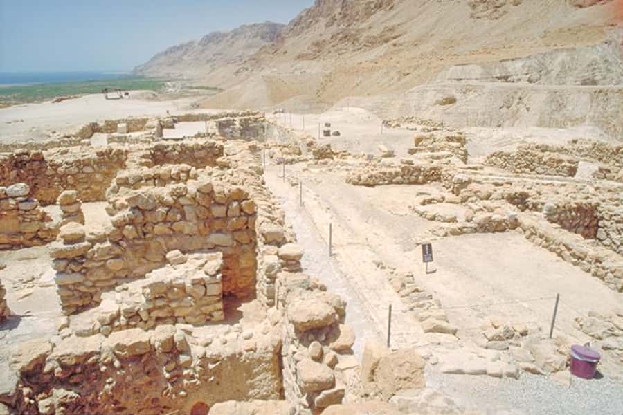 From Jerusalem: Masada&Dead Sea Tour INCLUDING ENTRANCE FEES - Leaving Jerusalem through the Judean desert