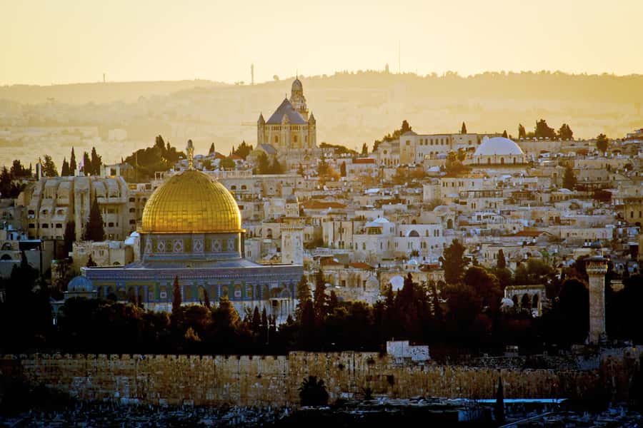 From Jerusalem: Old City & Dead Sea Full-Day Tour - Entering the Old City through its quarters