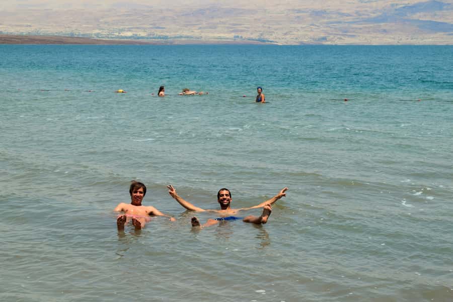 From Tel Aviv: Masada, Ein Gedi and Dead Sea Day Tour - Masada and the story of the cliff-top fortress