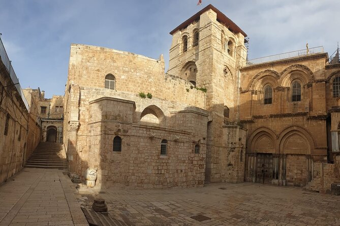 Full-Day Private and Guided Tour of the Jerusalem's Old City - Building the story in the Jewish Quarter