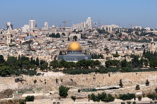 Full-Day Private and Guided Tour of the Jerusalem's Old City - Starting below the Western Wall at the City of David