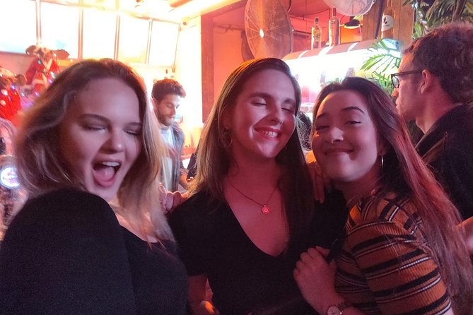 Guided Pub Crawl Night Tour at Tel Aviv - Sputnik brings the dancing