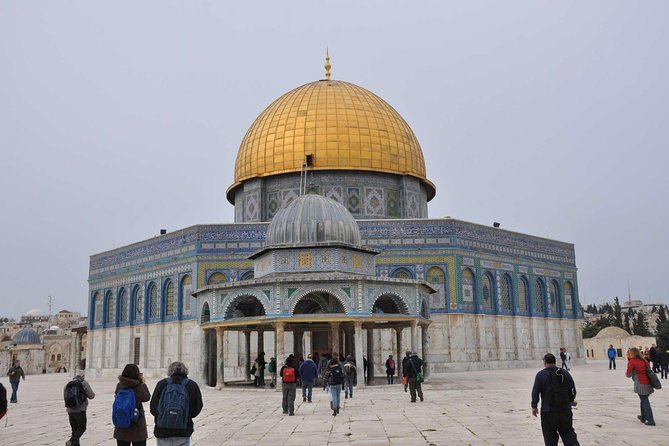 Holy Jerusalem Private Tour - Mahane Yehuda Market or the Israel Museum