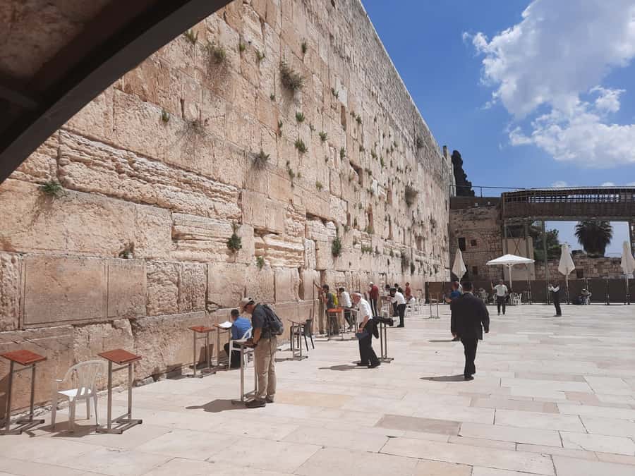 Jerusalem: 3–Hour Old City Tour in French - What the private format adds