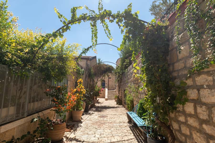 Jerusalem: Best of Jerusalem Day Tour - Two hours at Mahane Yehuda Market