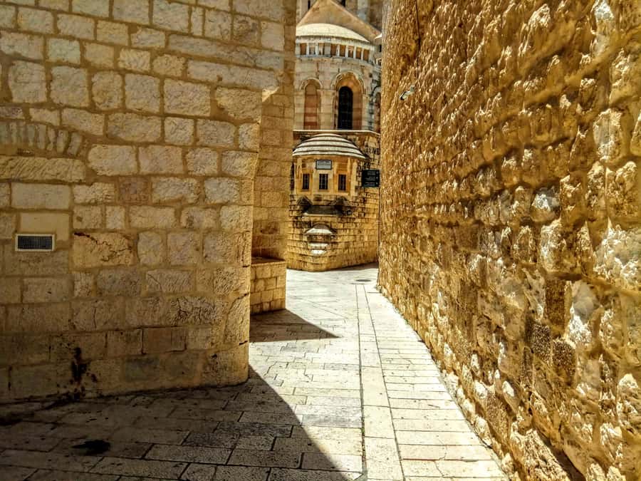 Jerusalem Boutique Tour from Tel Aviv - The Church of the Holy Sepulchre and Golgotha