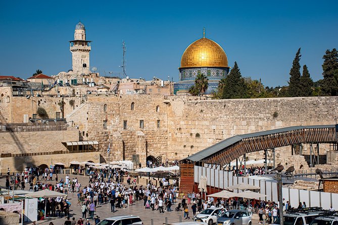 jerusalem classic tour - Walking the Via Dolorosa through the Old City