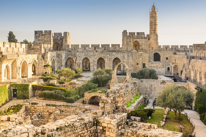 Jerusalem Half Day Walking Tour (3 hours) from Jerusalem - Walking through all four quarters