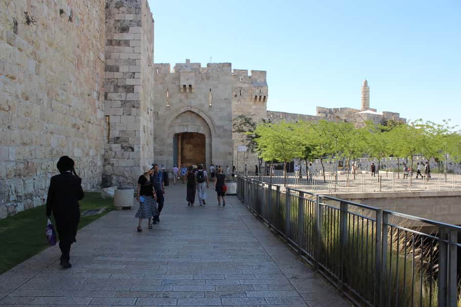 Jerusalem: Old City Shabbat Experience and Walking Tour - Key Points At A Glance