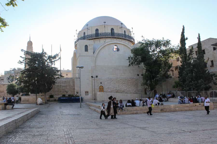 Jerusalem: Old City Shabbat Experience and Walking Tour - Markets, Challah, And The Last Minutes Before Sunset