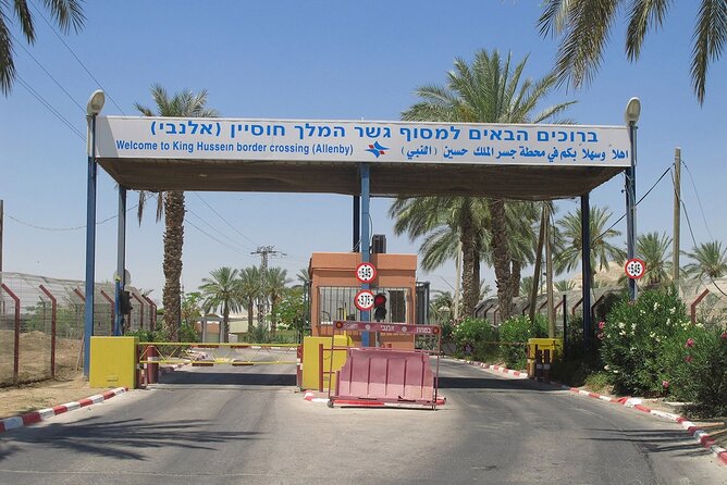 Jerusalem Private Transfer To Amman - Reaching Allenby Border and King Hussein Border