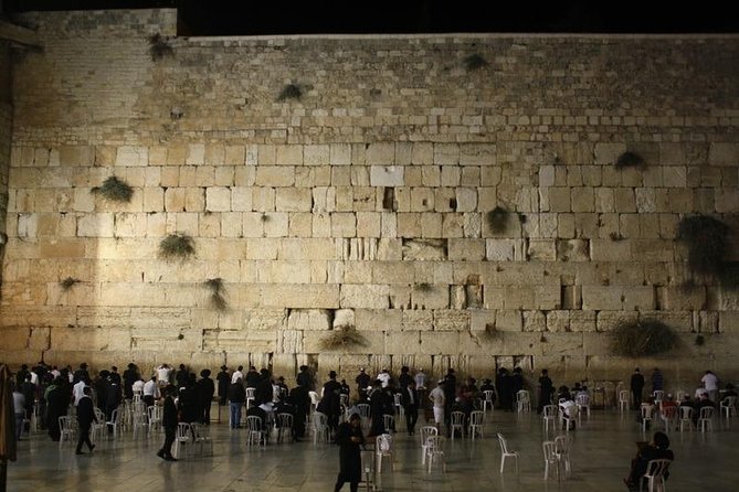 Jerusalem Walking Tour - The Cardo and Broad Wall: Jerusalem’s Layers in Plain Sight