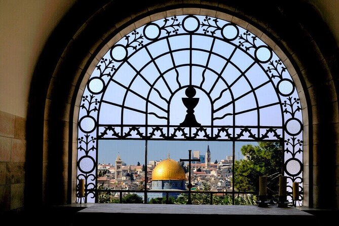 Palm Sunday in Jerusalem: Mass at Bethpage and Via Dolorosa Procession with Transport from Tel Aviv - Why Palm Sunday in Jerusalem feels different
