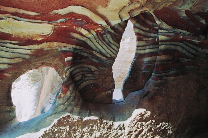 Petra 1-Day Tour from Eilat + FREE Traditional Lunch - The real price: $215 plus Jordanian border charges