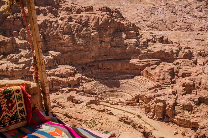 Petra 1-Day Tour from Jerusalem with FREE Authentic Lunch - Royal Tombs, Theater, and the Main Archaeological Area