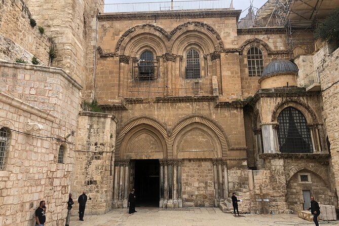 Private Walking Tour in Jerusalem's Old City - The Western Wall is a lesson in sacred geography