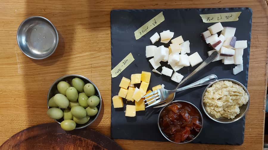 Tel Aviv: 2-Hour Jaffa Flea Market Tour with Tastings - Key points at a glance