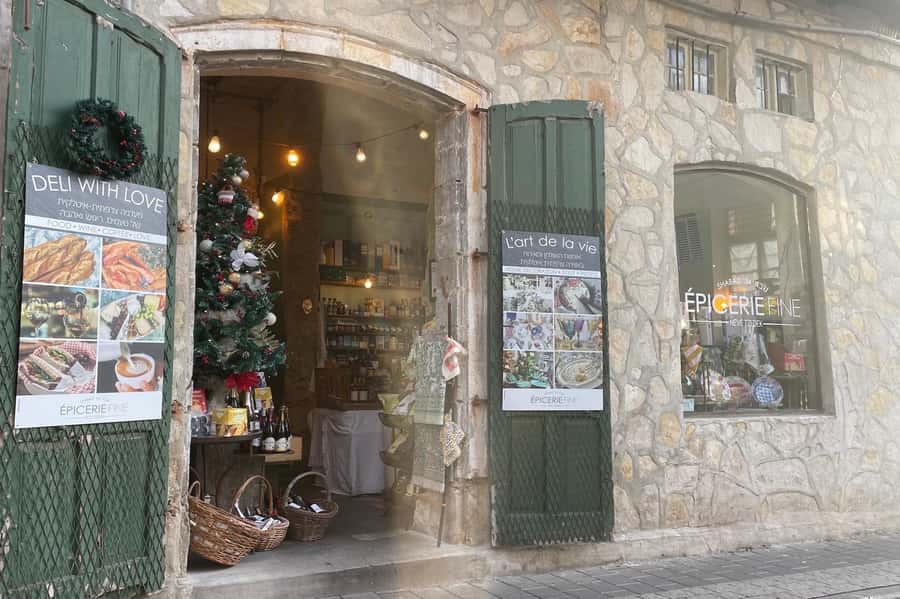 Tel Aviv: Neve Tzedek Cultural Walking Tour - Architecture From Early Homes to Bauhaus Details