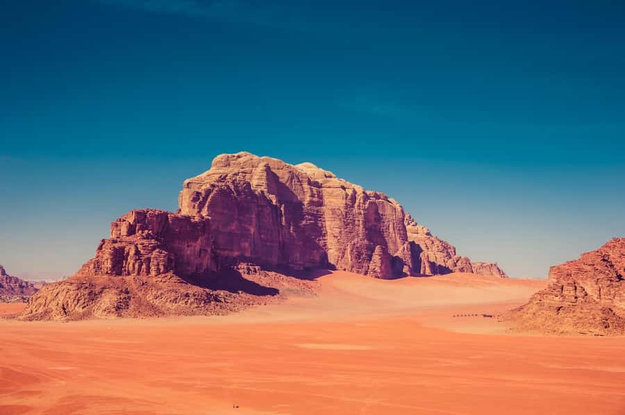 Tel Aviv: Petra & Wadi Rum 2-Day Glamping Trip with Flights - Why this two-day Jordan trip is appealing