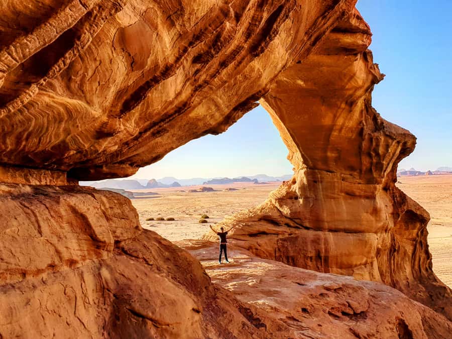 Tel Aviv: Petra & Wadi Rum 2-Day Glamping Trip with Flights - Aqaba alleys and the view from Mamluk Castle
