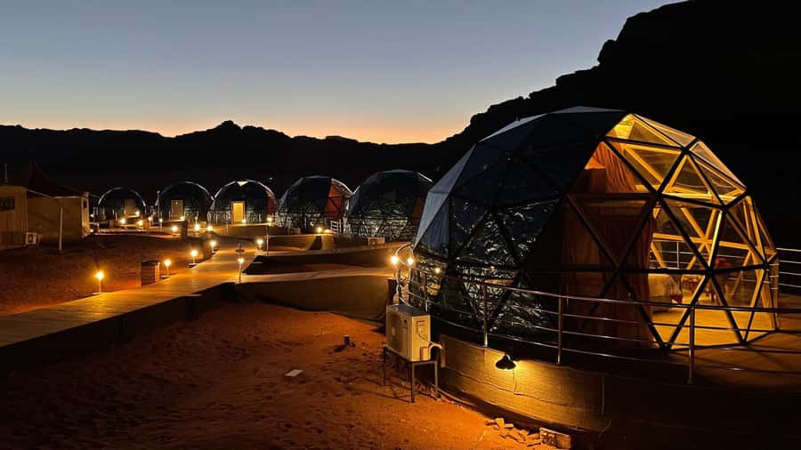 Tel Aviv: Petra & Wadi Rum 2-Day Glamping Trip with Flights - Ben Gurion to Ramon Airport, then across the border