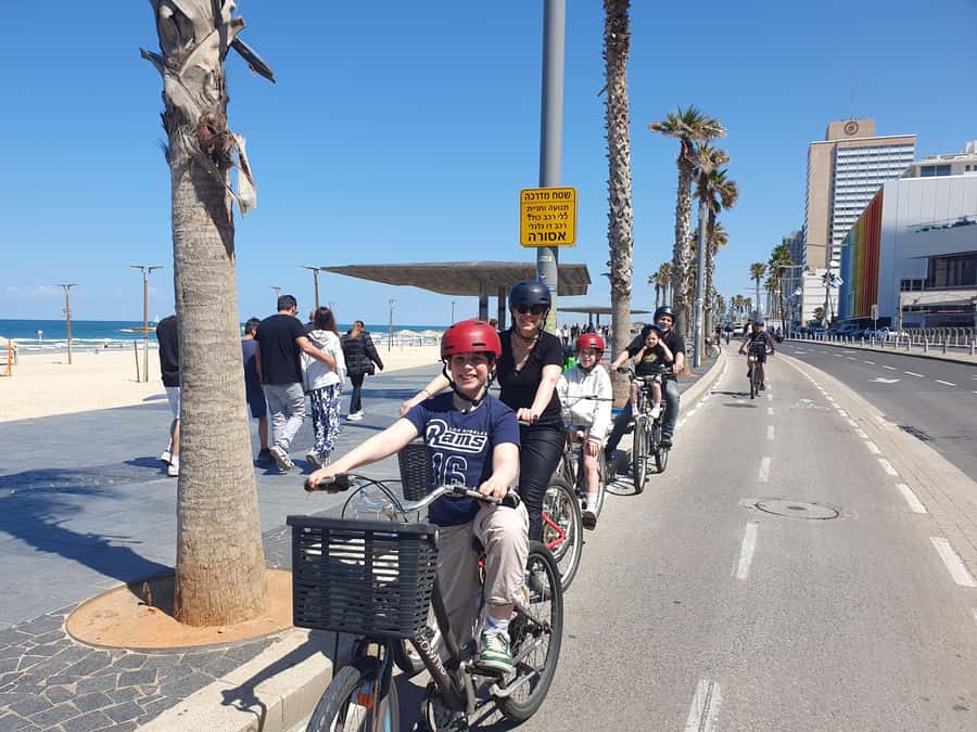 Tel Aviv: Private Bike Tour - Booking Flexibility and Timing