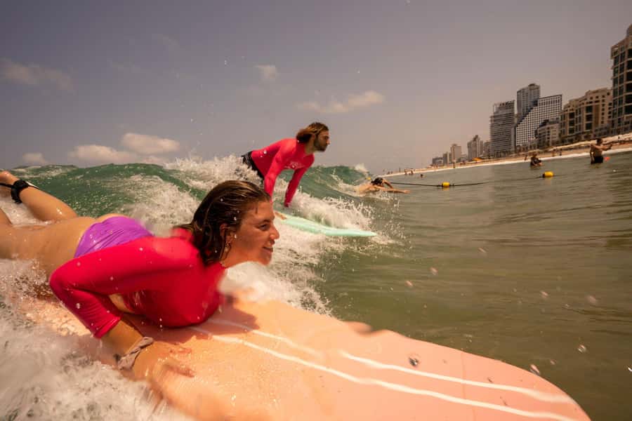 Tel Aviv: Professional Surfing Lessons at Beach Club TLV - Key points before you book