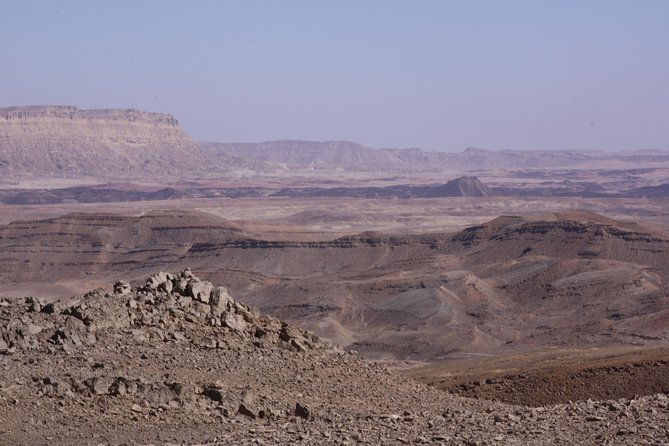The Ramon Crater and rappelling package tour - an exciting combo tour. - Choosing between acacia shade and Neolithic stones